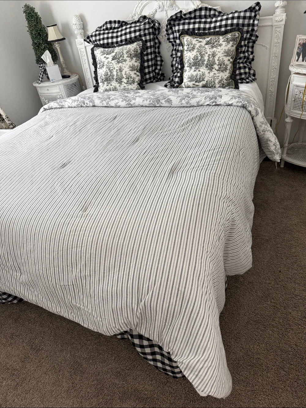 Vintage Laura Ashley Annalise Gray Floral Cottagecore Comforter